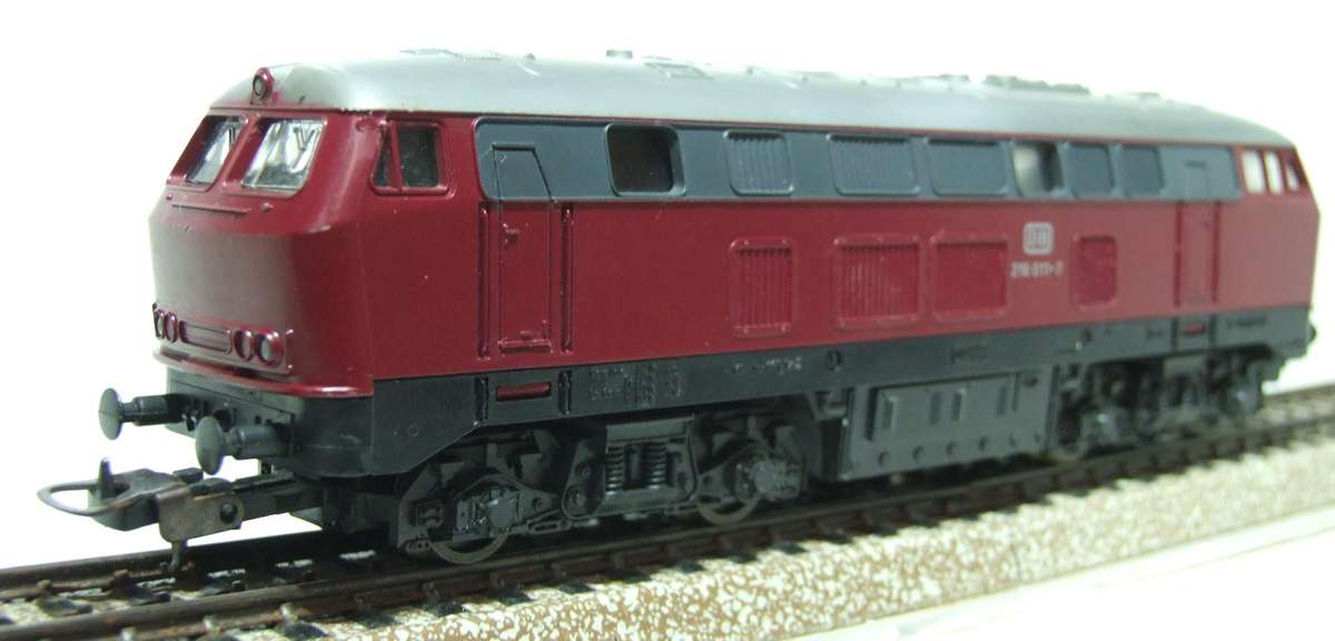 LIMA HO:  DB  Class V216 001-7 Diesel Locomotive in Good Un-boxed and Used Condition(Italy)