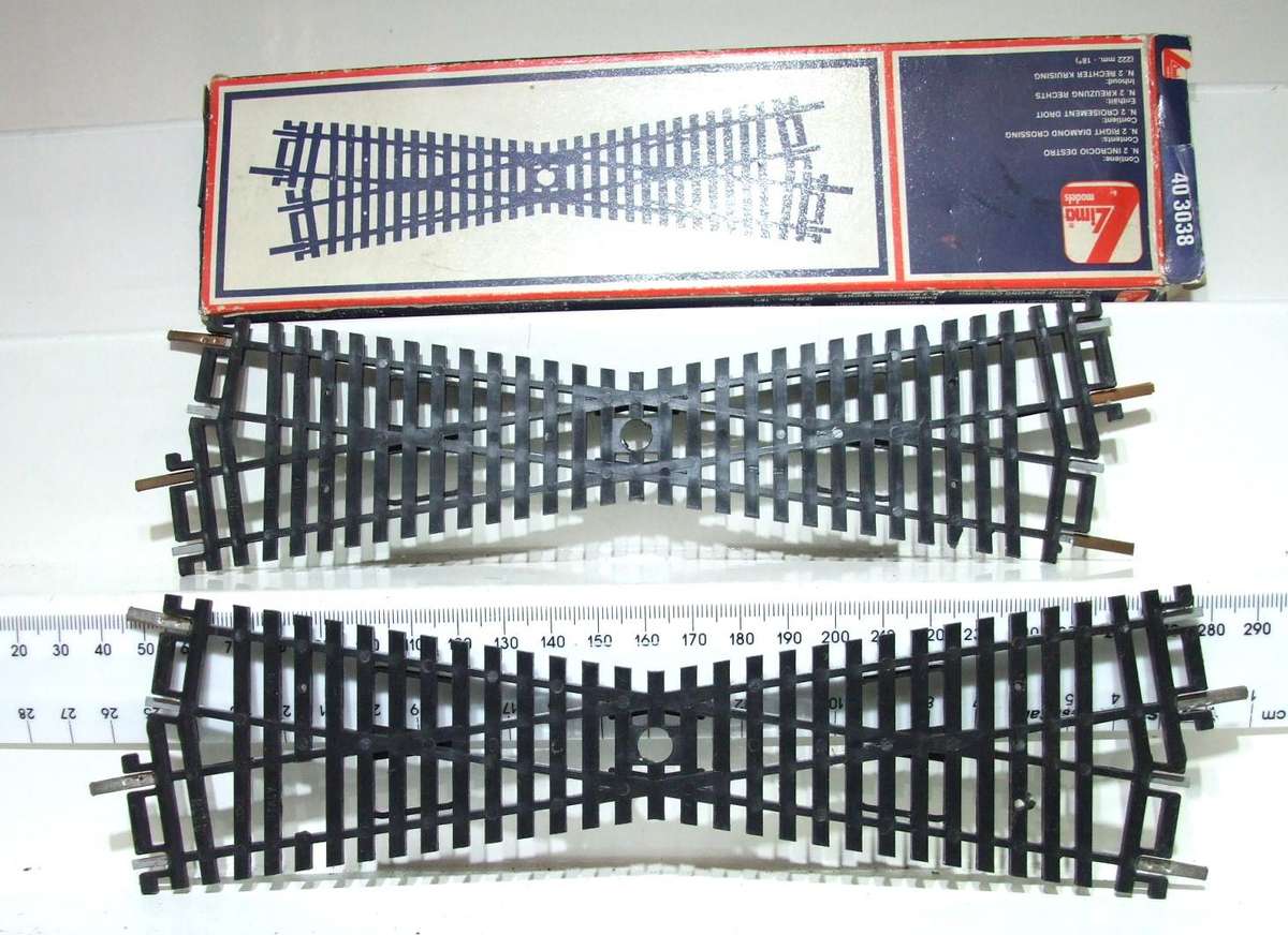LIMA HO/OO: These Steel Crossovers are in Fair Used Boxed Condition.(Italy)