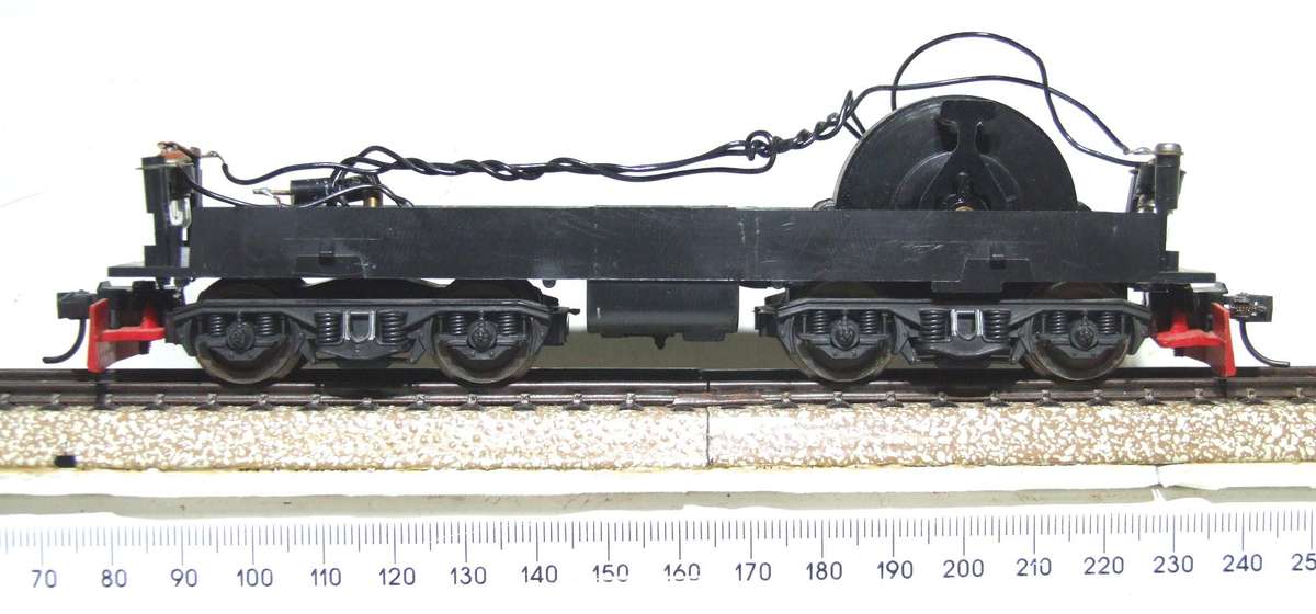 LIMA HO: SAR "Trans Karoo" Class 5-E Loco Undercarriage  Good Un-Boxed Operational condition.(Italy)