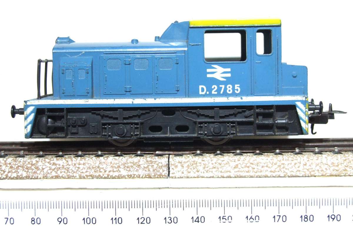 LIMA OO:  English Diesel Locomotive in Good Un-boxed and Used Condition(Italy)