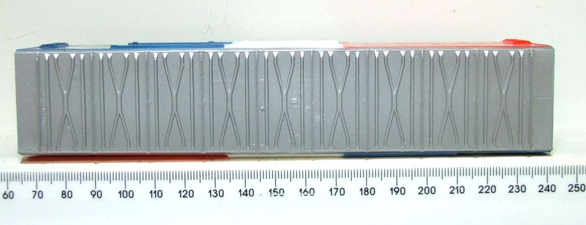 LIFE LIKE HO: 50' Evens Single-Door Box Car in Like New Boxed condition.(USA)