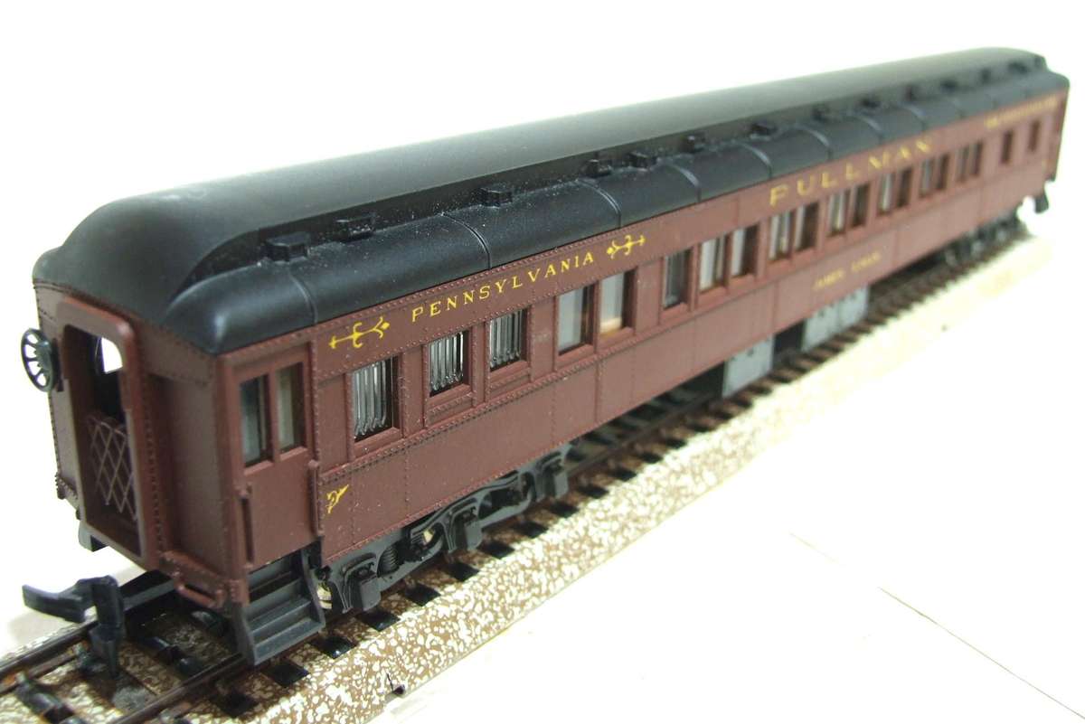 RIVAROSSI HO: Detailed US "PENCELVANIA" Passenger Coach with Lights in Good Un-Boxed condition.
