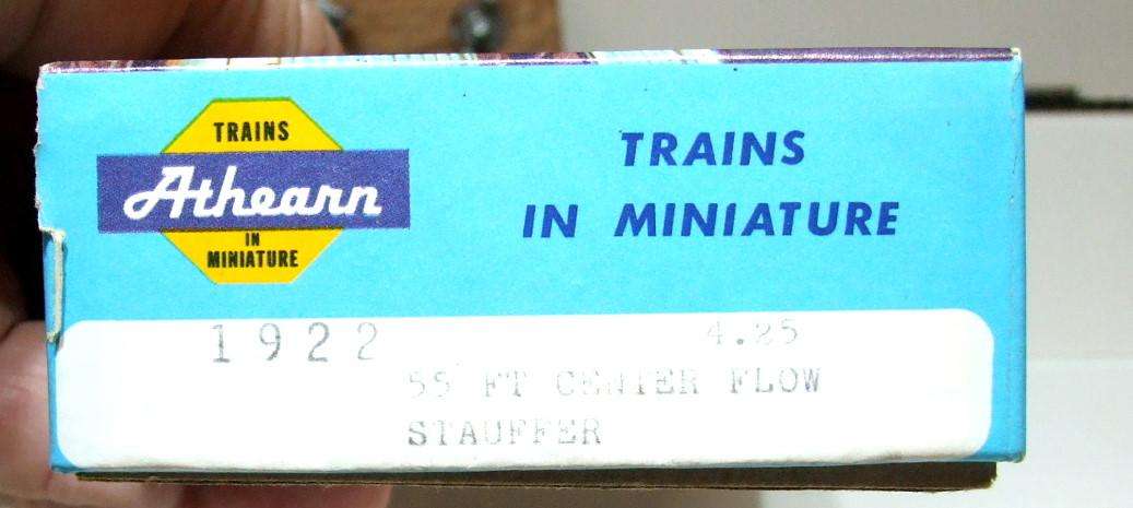 ATHEARN HO: "STAUFFER" 55' Centre Flow Hopper in Good Boxed condition.(USA)