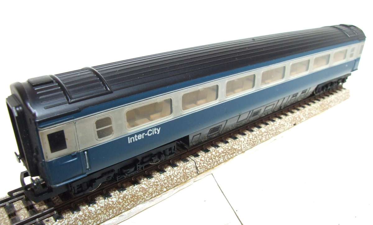HORNBY OO:  European "Inter City" Passenger Coach in Good Un-Boxed condition.(England)
