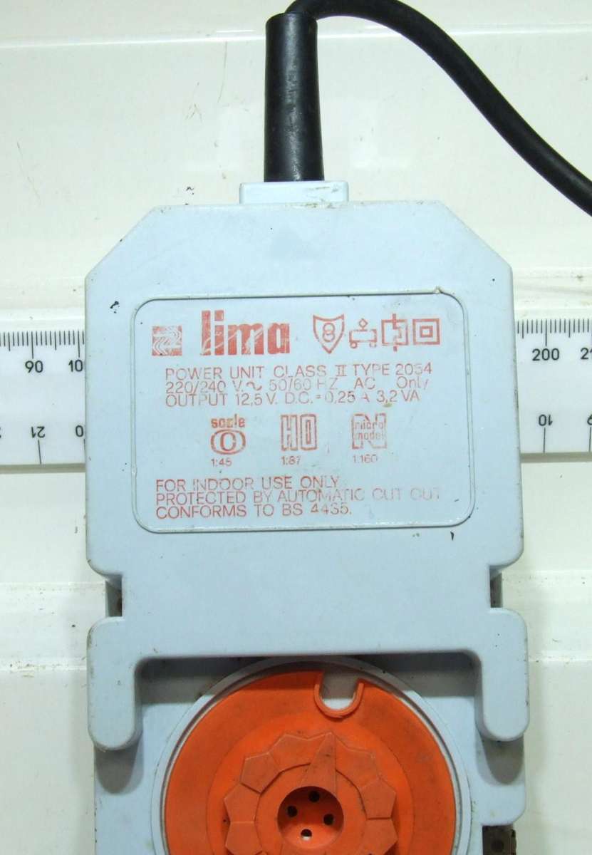 LIMA POWER SUPPLY:   220V/12.5V DC Power Supply/Controller in good un-boxed condition(Italy)