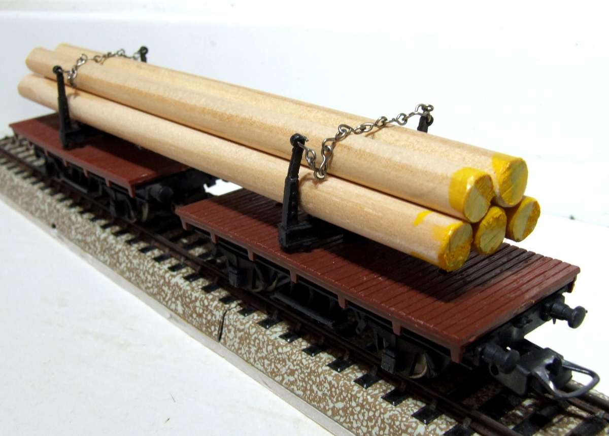 LIMA HO: Vintage Twin Carrier with Wood Load in  Fair, Un-Boxed condition(Italy)