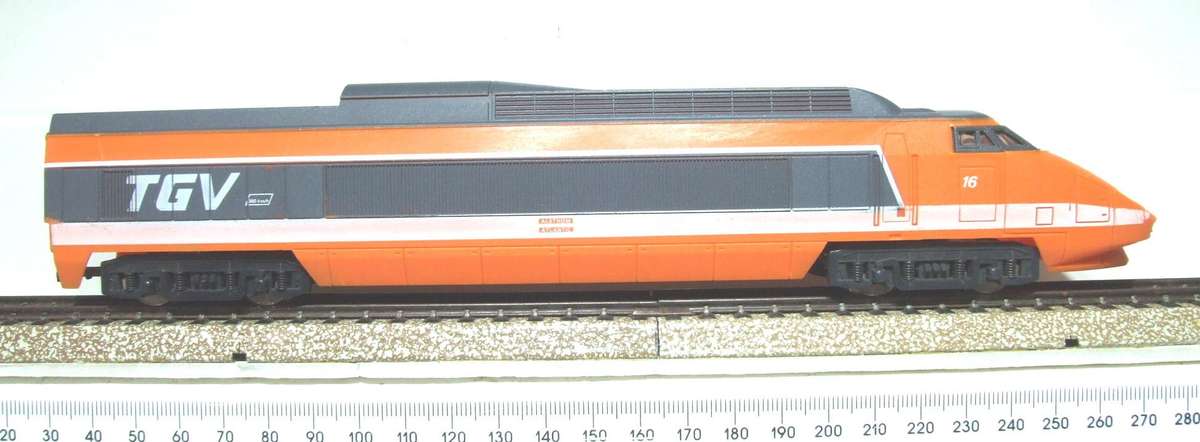 LIMA HO:  Vintage SNCF TGV High Speed Dummy Locomotive in Good Un-Boxed condition.