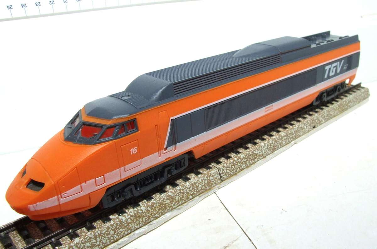 LIMA HO:  Vintage SNCF TGV High Speed Dummy Locomotive in Good Un-Boxed condition.