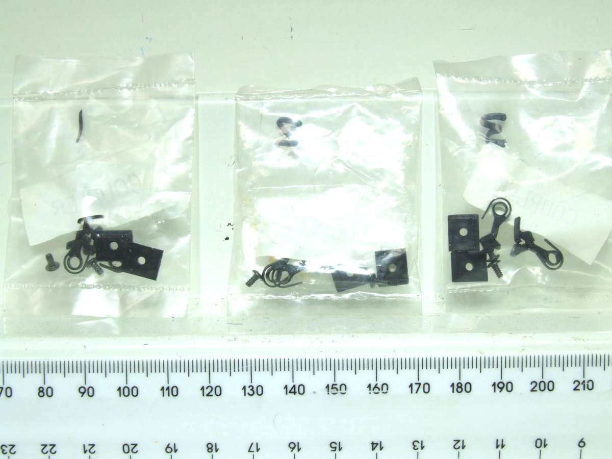 HOOK HORN HO: 3x Sets of Couplings in like New Packaged Condition for Parts.