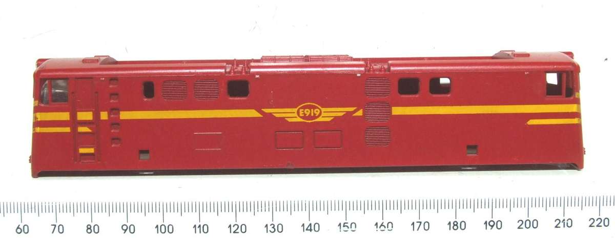 LIMA HO: Red SAR `Trans Karoo` E5 Loco Body in Very Good Condition for Parts or Repair.(Italy)