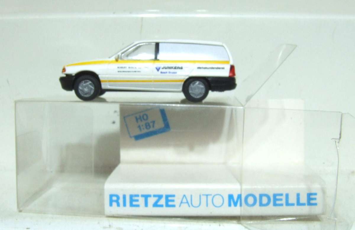 RIETZE HO: Highly Detailed OPEL ASSTRA Station Wagon in Good Boxed Condition.(Germany)