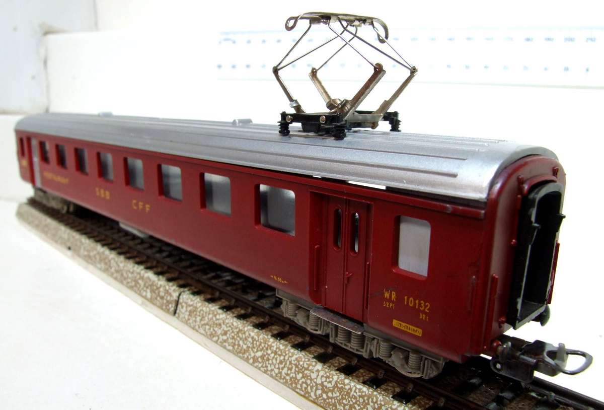 LIMA HO: Vintage SBB SWISS Restaurant Coach in Good, Un-Boxed condition(Italy)