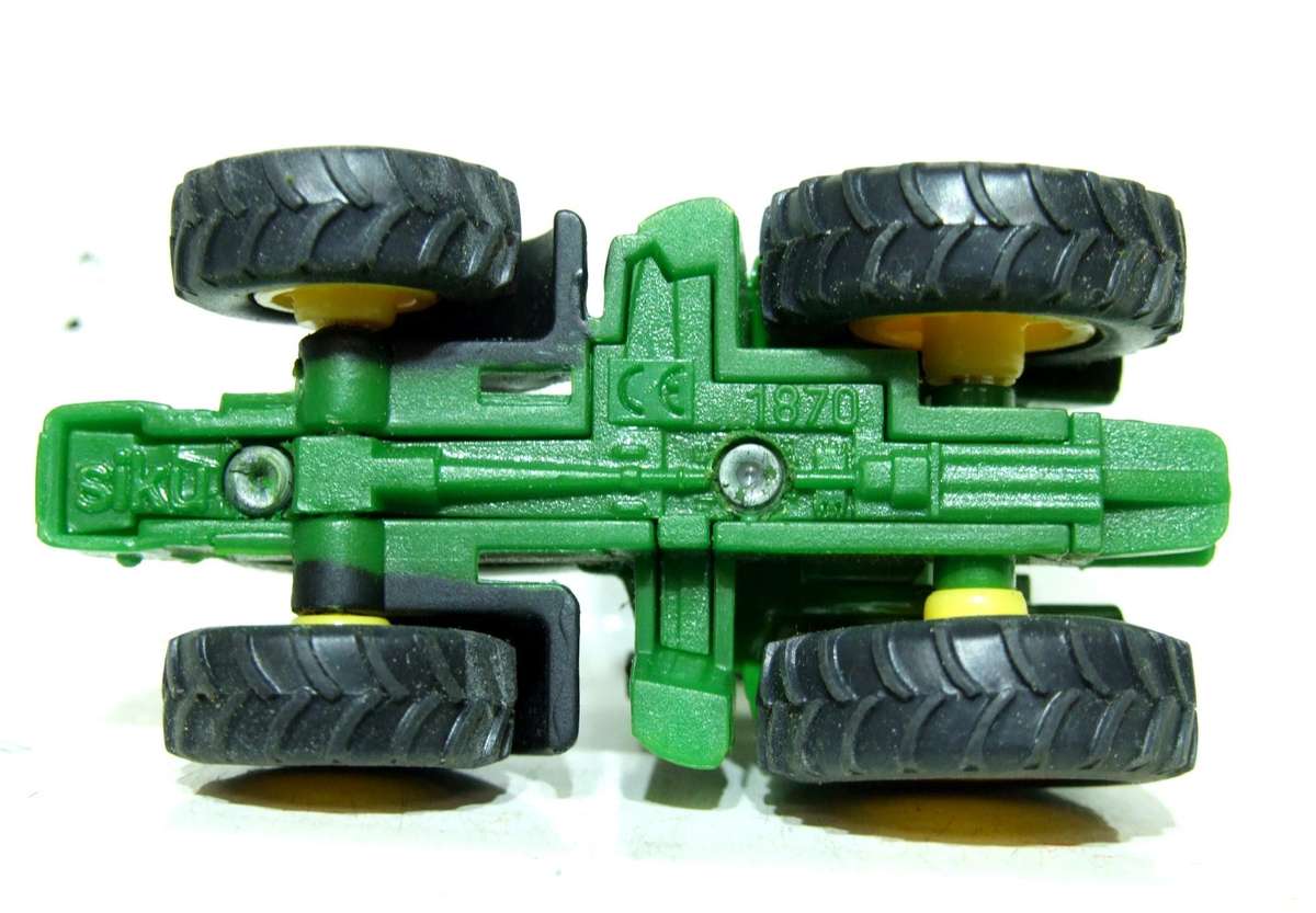 SIKU HO: Highly Detailed 1870 John Deer 6920S  in Good Boxed Condition.