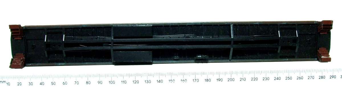 BRANCHLINE HO:Detailed American "NEW HAVEN" Pass Coach in New Partly Assembled Boxed condition.(USA