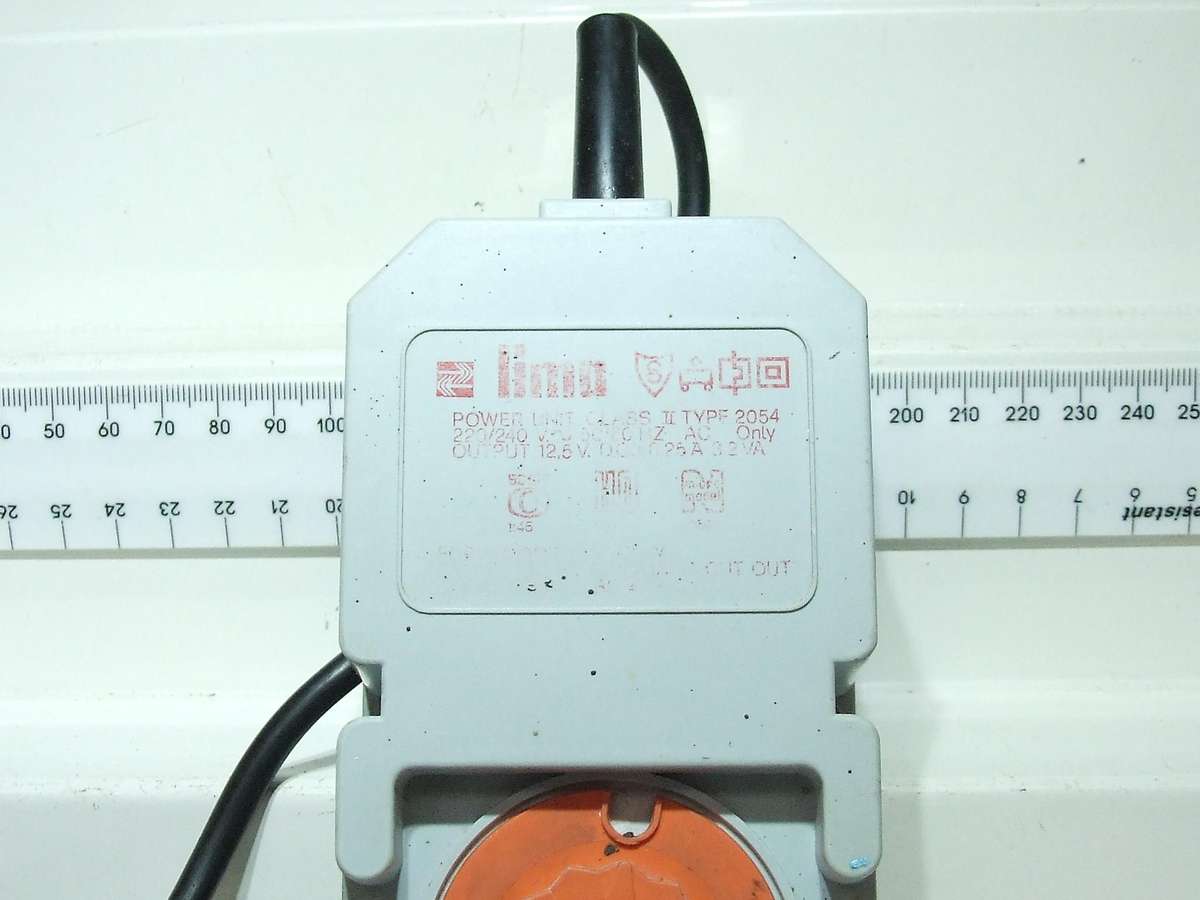 LIMA POWER SUPPLY:   220V/12.5V DC Power Supply/Controller in good un-boxed condition(Italy)