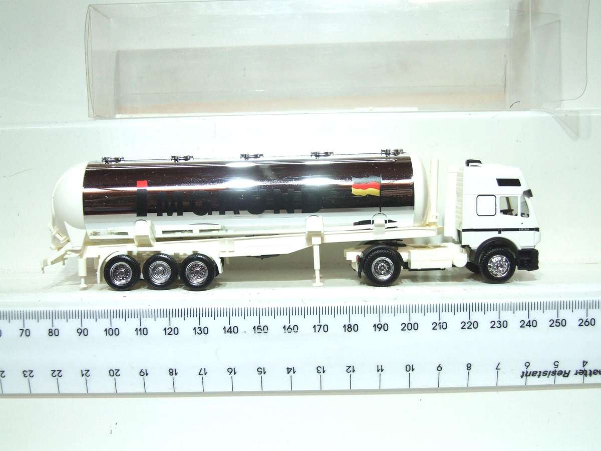 HERPA HO: Highly Detailed "iMGRUND" Mercedes Benz Horse & Tanker in Good Boxed Condition.