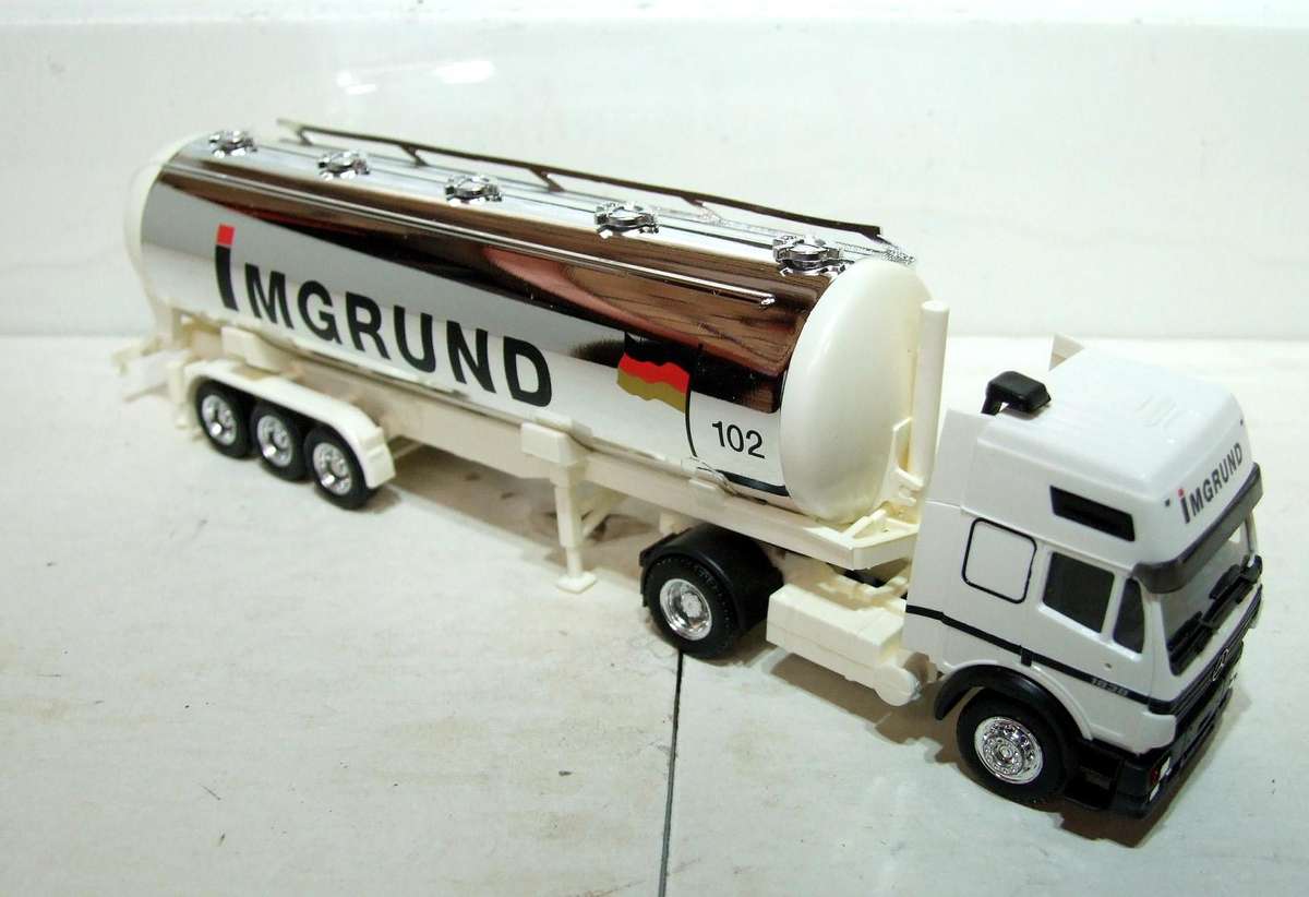 HERPA HO: Highly Detailed "iMGRUND" Mercedes Benz Horse & Tanker in Good Boxed Condition.