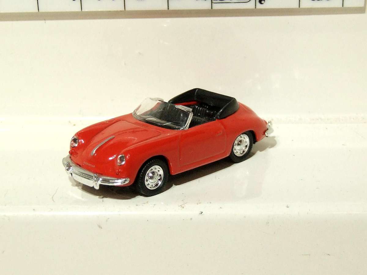 HIGH SPEED HO: Highly Detailed Classic Porsche Cabriole in Good Un-Boxed Condition.