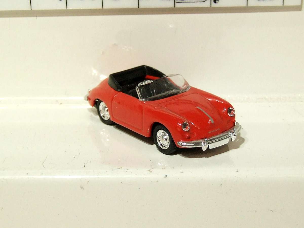 HIGH SPEED HO: Highly Detailed Classic Porsche Cabriole in Good Un-Boxed Condition.