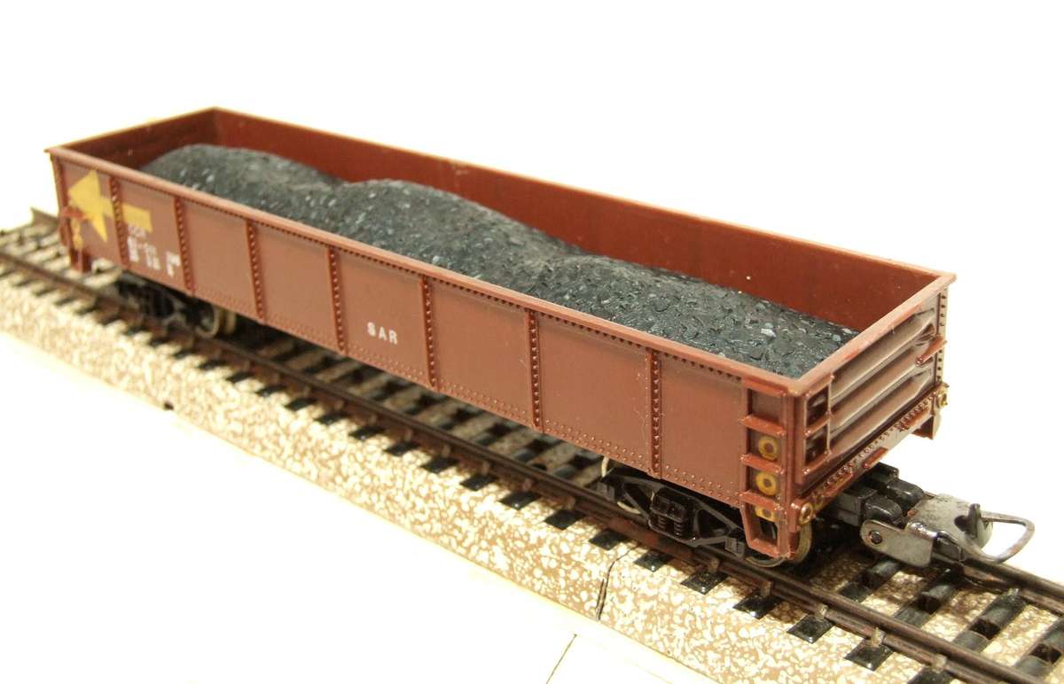 LIFE-LIKE HO: SAR CCR Coal Hopper in Good Un-boxed, Used condition (Italy)