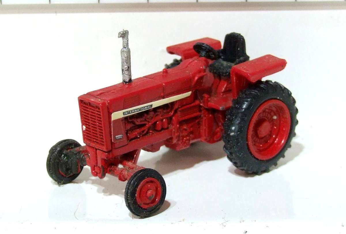 TRACTOR HO: Highly Detailed INTERNATIONAL 1265 in  Good Un-Boxed Condition.