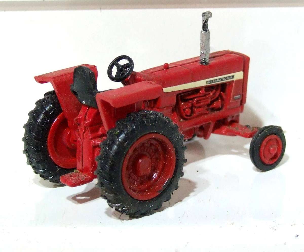 TRACTOR HO: Highly Detailed INTERNATIONAL 1265 in  Good Un-Boxed Condition.