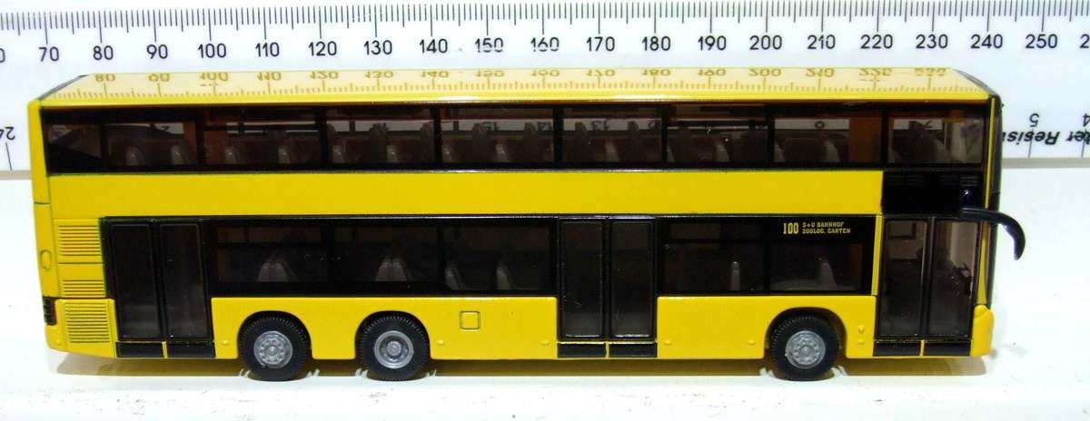 SIKU HO: Highly Detailed Passenger Double Deck Bus in Like New Boxed Condition.