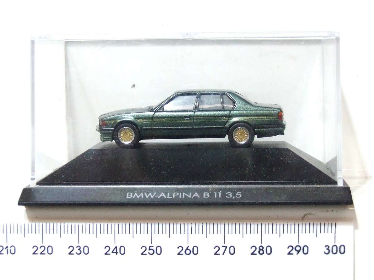 HERPA HO: This Highly Detailed BMW ALPINA B11 is in Excellent Boxed condition