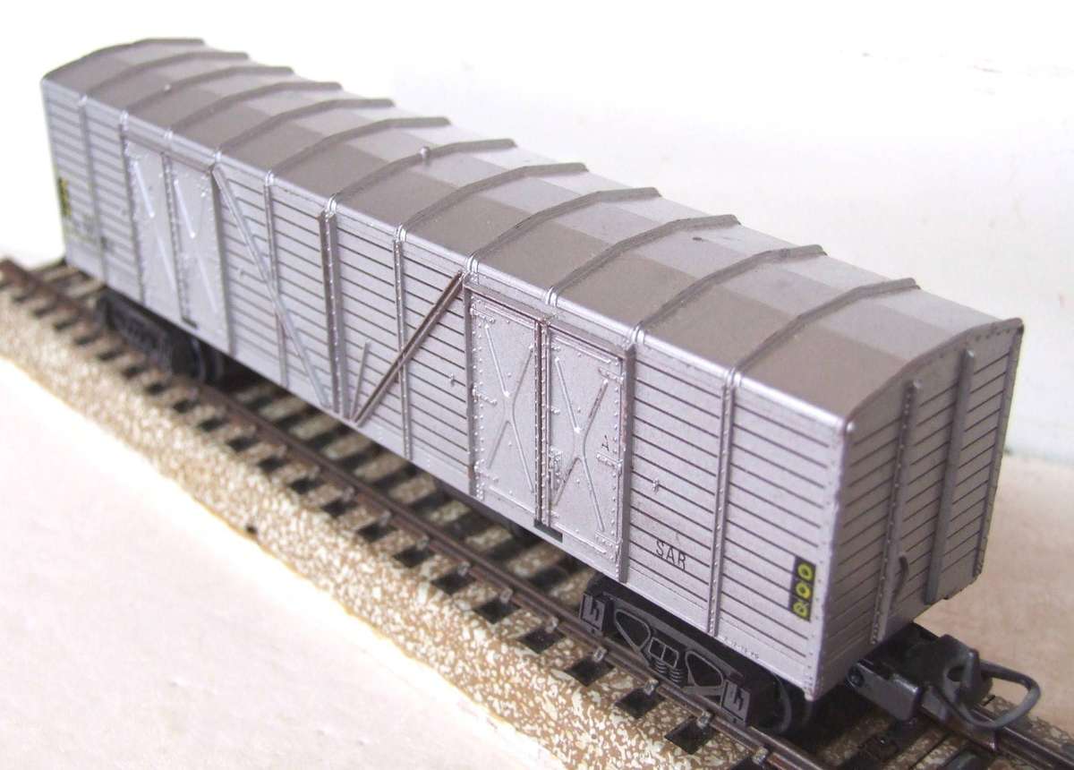LIMA HO: SAR Silver OZ Wagon in Good Un-Boxed, Used Condition (Italy)