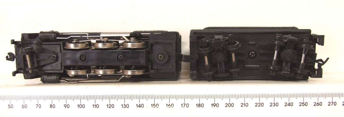 MODEL POWER HO:  SF 2-6-0 Locomotive with Water Tender in Good, Un-boxed and Used Condition.