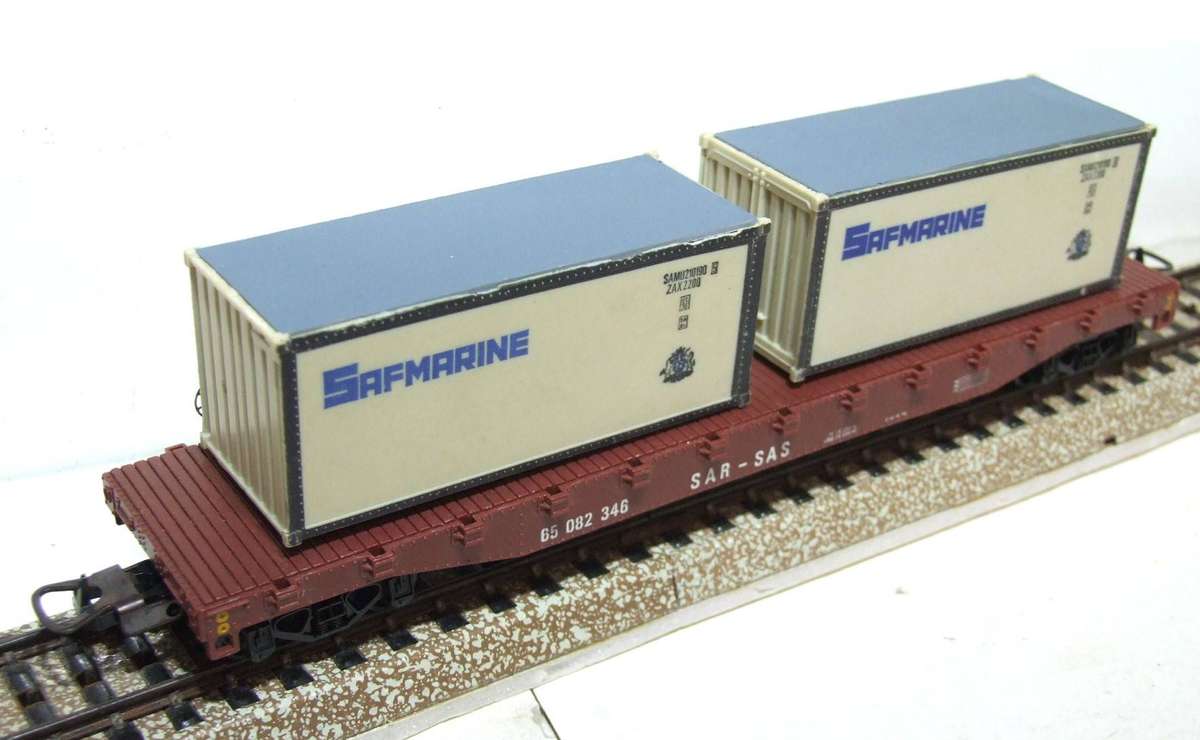 LIMA HO: SAR Container Carrier with Load in Good Un-Boxed Used Condition (Italy)