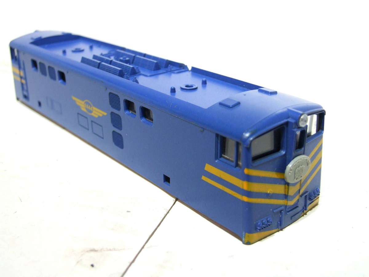 LIMA HO:  SAR ` Blue Train` E5 Locomotive Body in Very Good condition for Parts or Repair.(Italy)