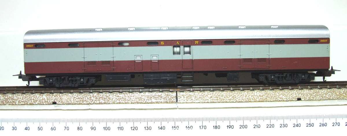 LIMA HO: SAR "Trans Karoo" Baggage Car in Good, Used and Un-boxed condition(Italy)