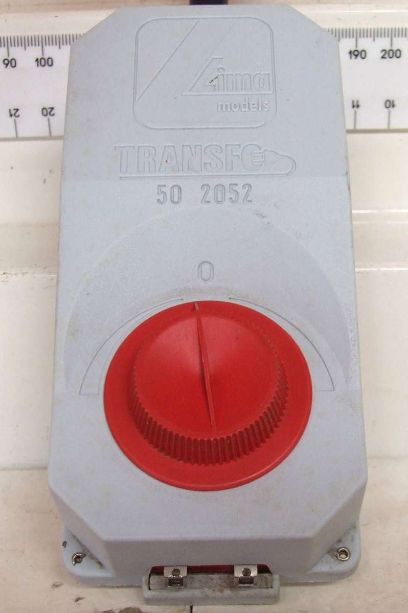 LIMA POWER SUPPLY:  European 220V/12.5V DC Power Supply/Controller in good un-boxed condition(Italy)