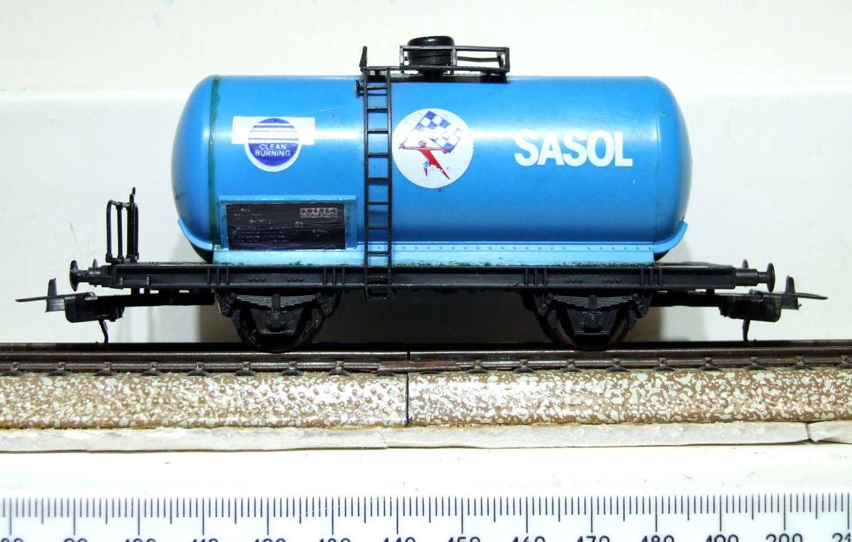 LIMA HO: Vintage SASOL Tanker Wagon in good  Un-Boxed Condition (Italy)