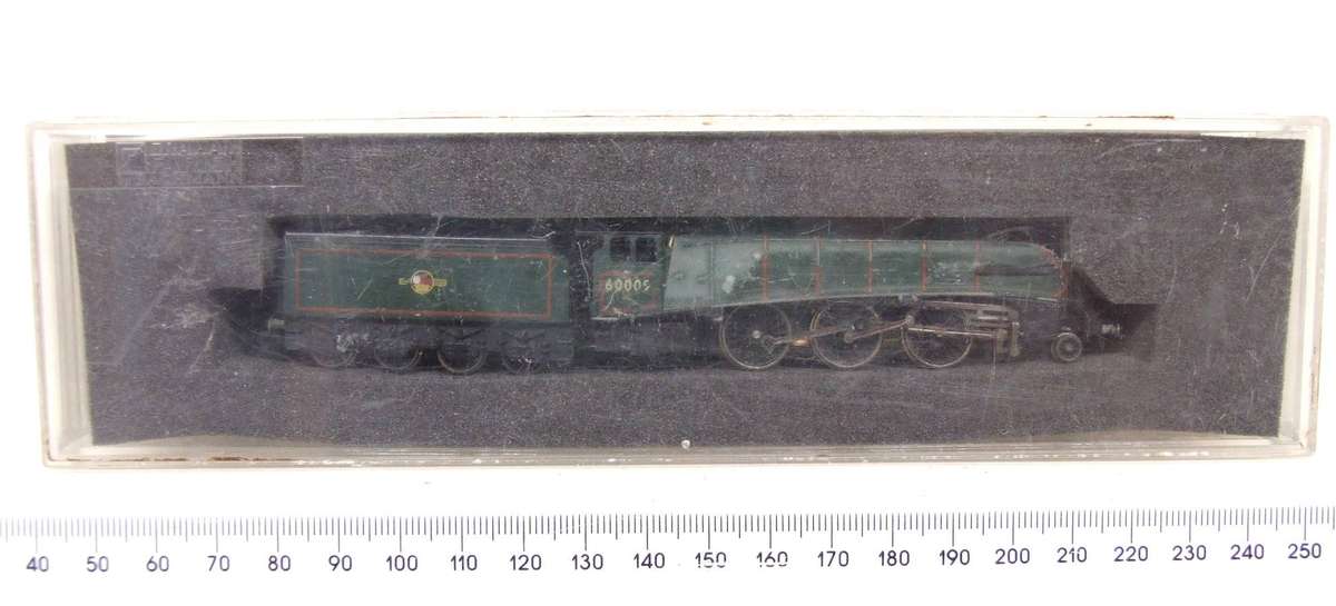 ARNOLD N:  Non-runner Steam Locomotive in SCRAP Condition for Spares.