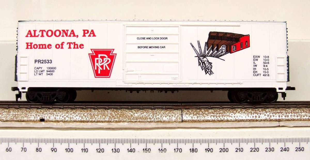 BEVEBEL Corp HO: 50' EVANS ALTOONA Box Car in Like New Boxed Condition