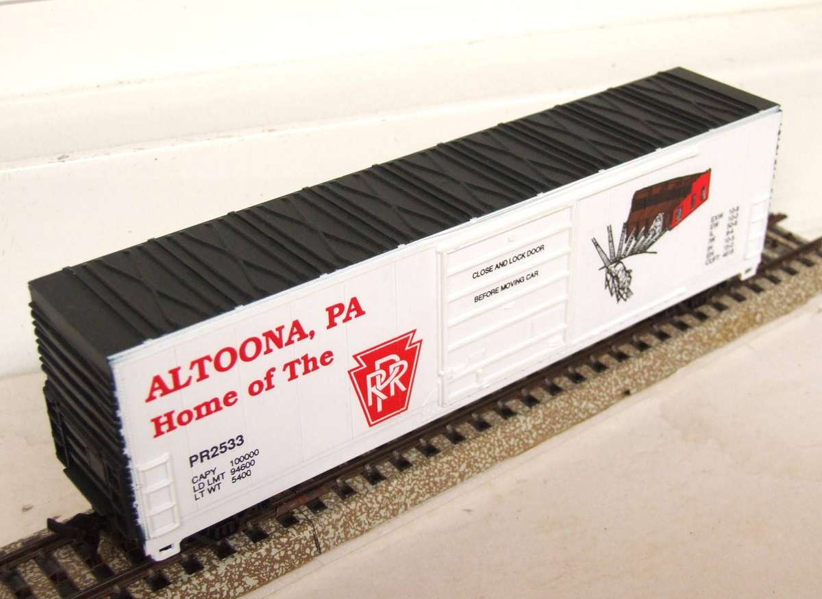 BEVEBEL Corp HO: 50' EVANS ALTOONA Box Car in Like New Boxed Condition