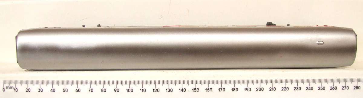 MARKLIN HO: Vintage `DB` 1st Class Passenger Coach in Fair un-boxed condition (Germany)