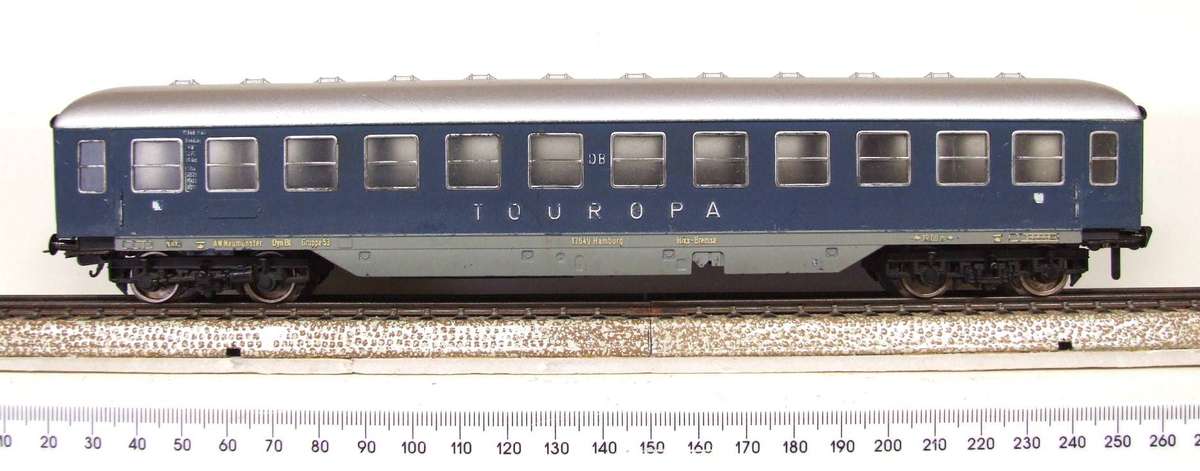 FLEISCHMANN HO: Vintage `DB TOROPA" 1st Class Passenger Coach in Fair un-boxed condition (Germany)