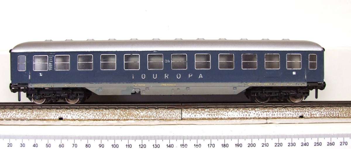 FLEISCHMANN HO: Vintage `DB TOROPA" 1st Class Passenger Coach in Fair un-boxed condition (Germany)