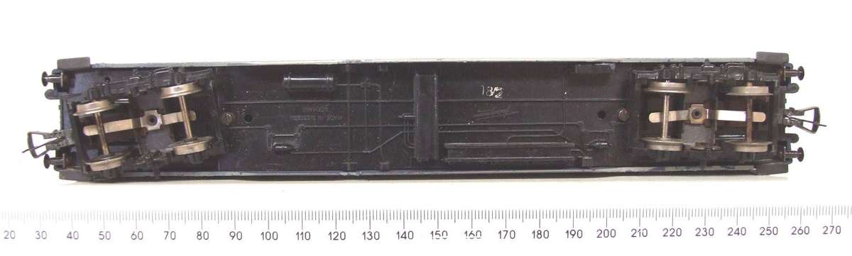 FLEISCHMANN HO: Vintage `DB TOROPA" 1st Class Passenger Coach in Fair un-boxed condition (Germany)