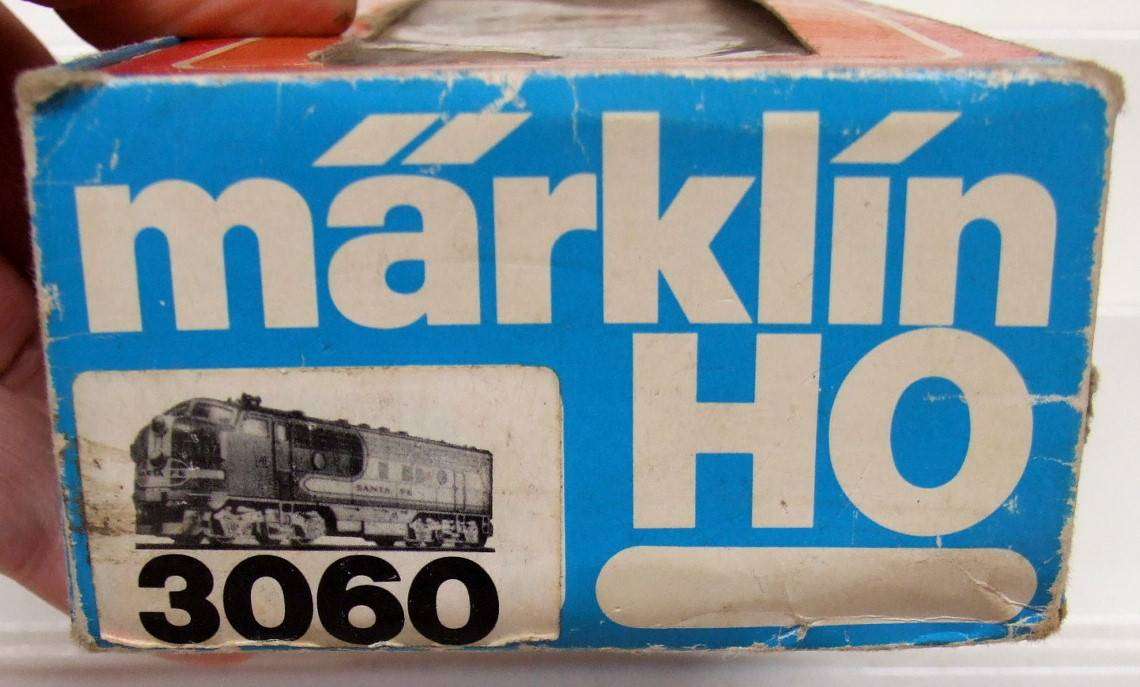 MARKLIN HO: Vintage "Santa Fe" EMD F7-A Diesel Locomotive in Good Boxed condition (Germany)