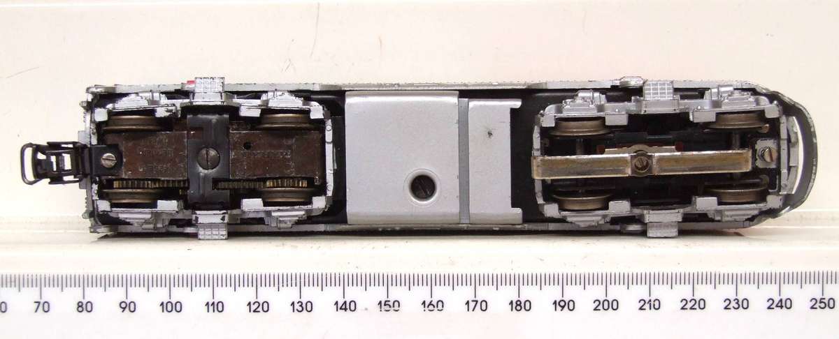 MARKLIN HO: Vintage "Santa Fe" EMD F7-A Diesel Locomotive in Good Boxed condition (Germany)