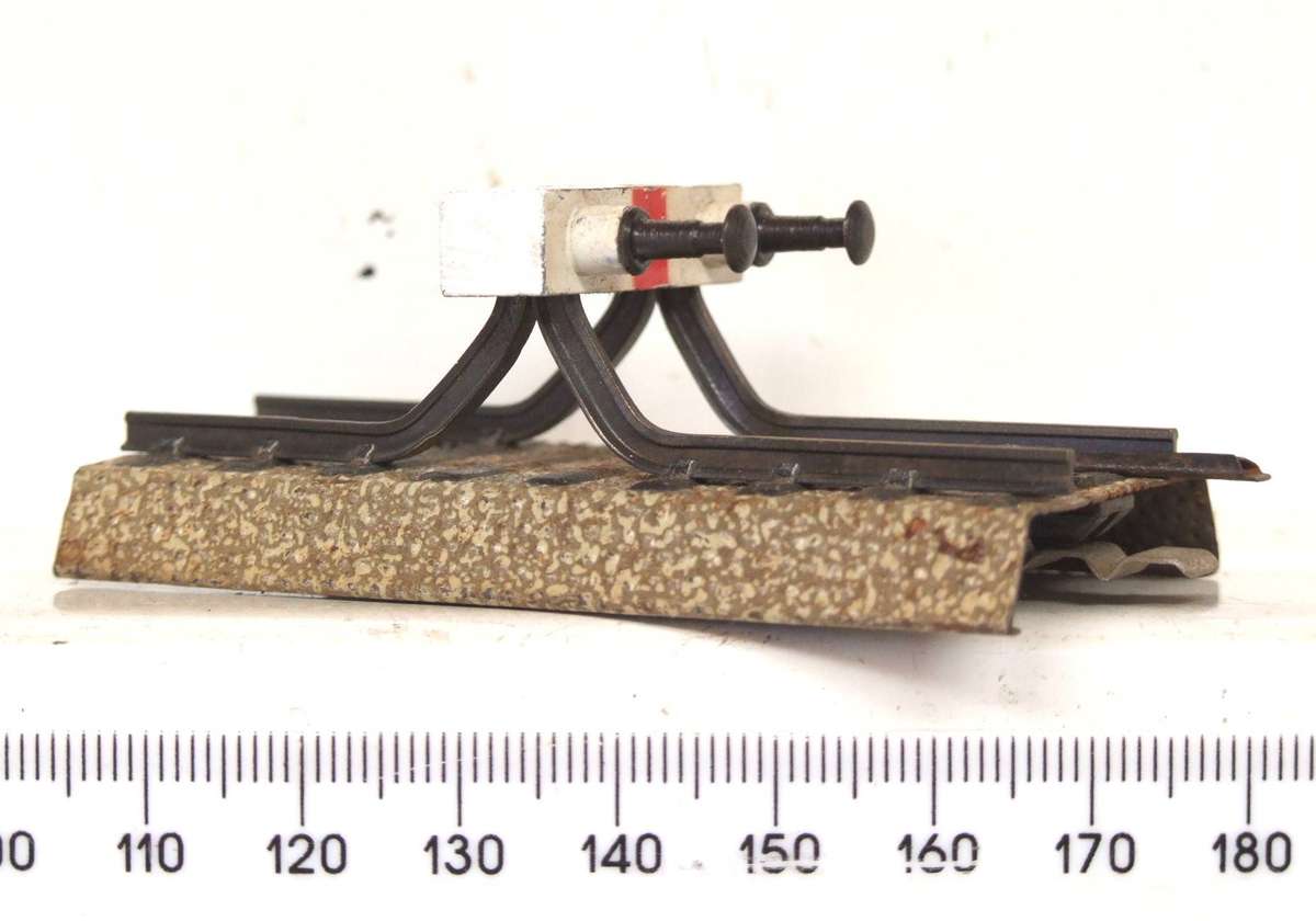 MARKLIN HO:  Vintage M-Track Railway Buffer Stop in Good Un-Boxed Condition (GR)