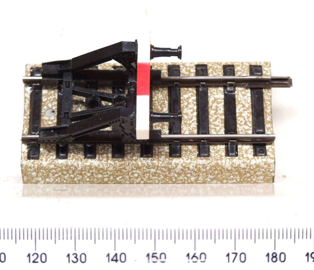 MARKLIN HO:  Vintage M-Track Railway Buffer Stop in Good Boxed Condition (GR)