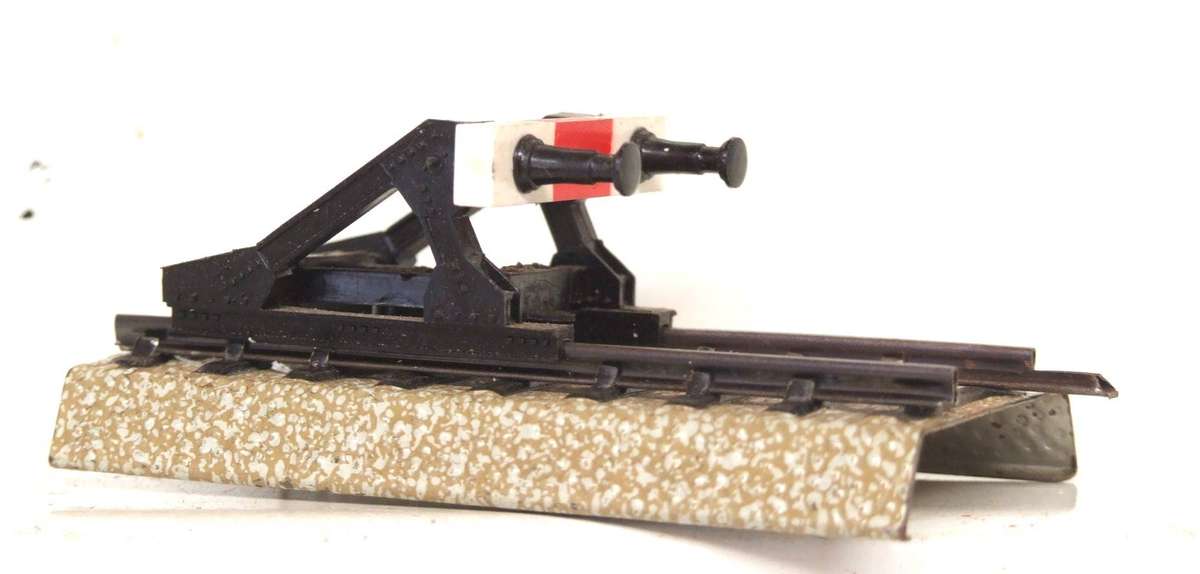 MARKLIN HO:  Vintage M-Track Railway Buffer Stop in Good Boxed Condition (GR)