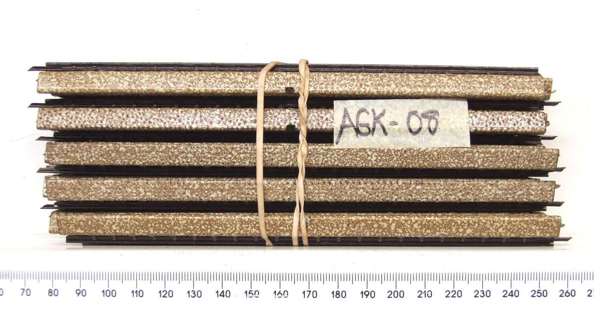 MARKLIN-M HO: 10x 3-Rail Strait(51061/1) Steel Track in Good Used un-boxed condition.(W-GR)