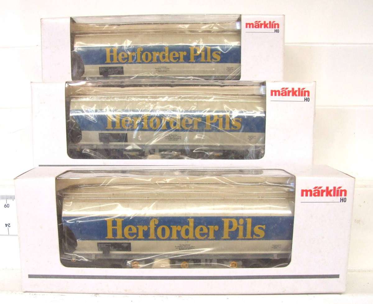 MARKLIN HO: `HERFORDER PILS` High Capacity Hopper Car Set(46328) in New Boxed condition (Germany)