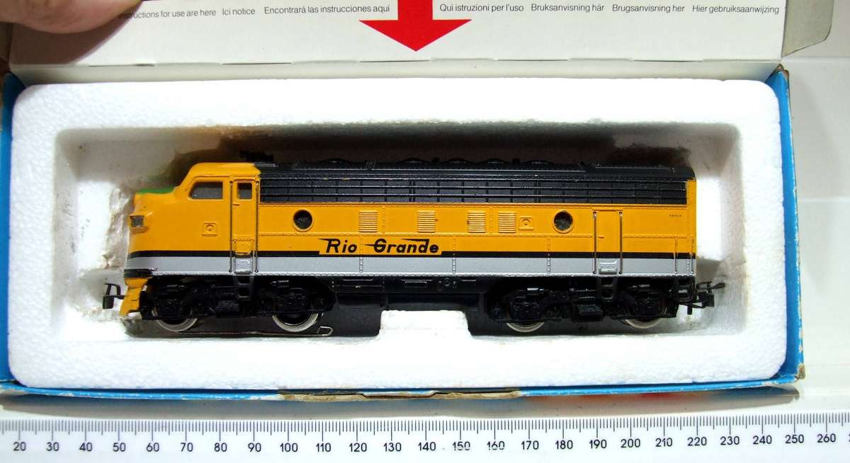 MARKLIN HO: Vintage "Rio Grande" EMD F7-A Diesel Locomotive in Good Boxed condition (Germany)